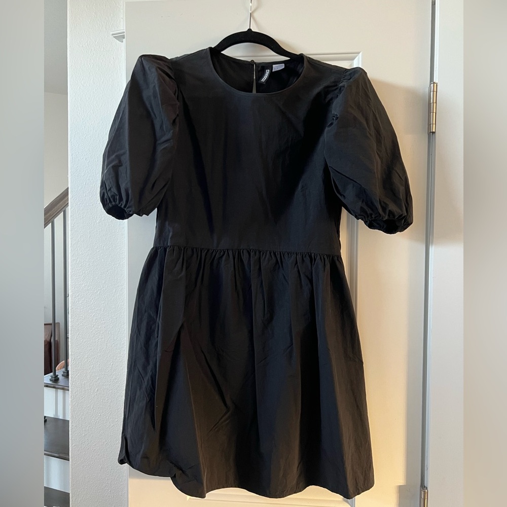 Divided H&M Black Ballon Sleeves Mini Dress
